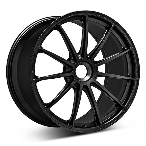 OZ ULTIMATE CL M.BLK 9.5x20 15/130 ET46 CB84